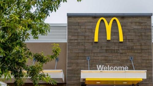 EconoScope | Middle East conflict drives up costs, dents demand at U.S. fast food chains