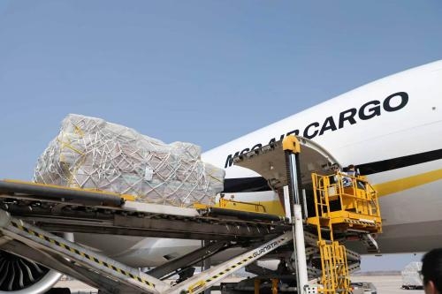 China opens 21 international cargo routes in April