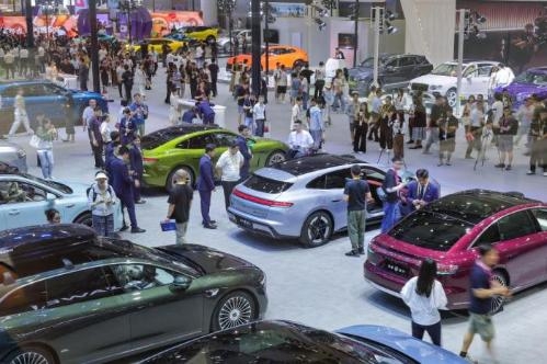 Guangzhou's Xinsha Port sees record surge in NEV exports