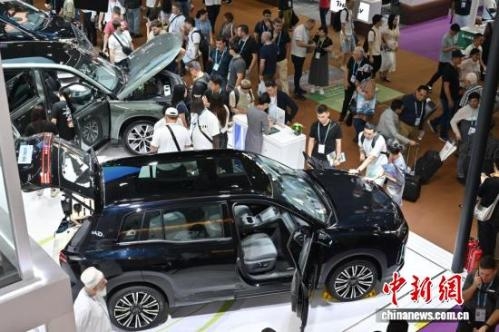 China's auto exports exceed 5 million units in H1: CAAM