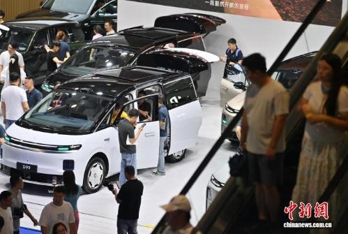 Advanced smart driving expands to China's EV mass market