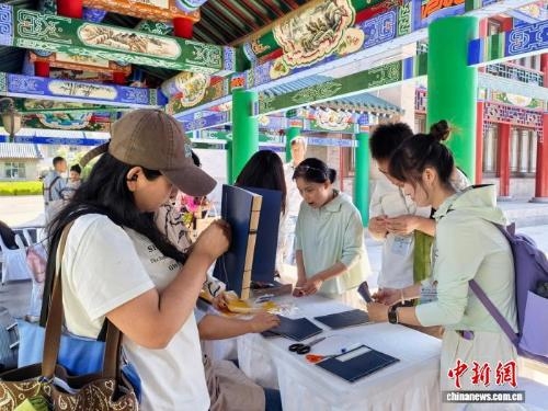 Gansu Province launches 2026 traditional book-airing events