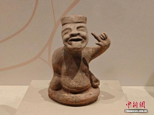 Liaoning Museum opens annual 'smile' exhibition