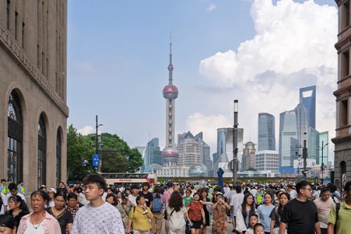 国庆出行图景折射经济转型新态势