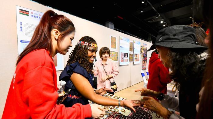 海上丝绸之路非物质文化遗产展在福建泉州举行 