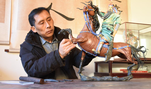 河南新乡：百年非遗面塑迎新年