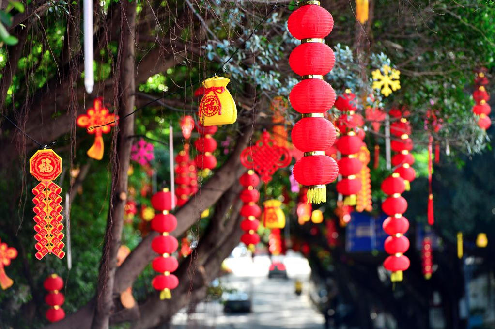 福州：红红火火迎新年