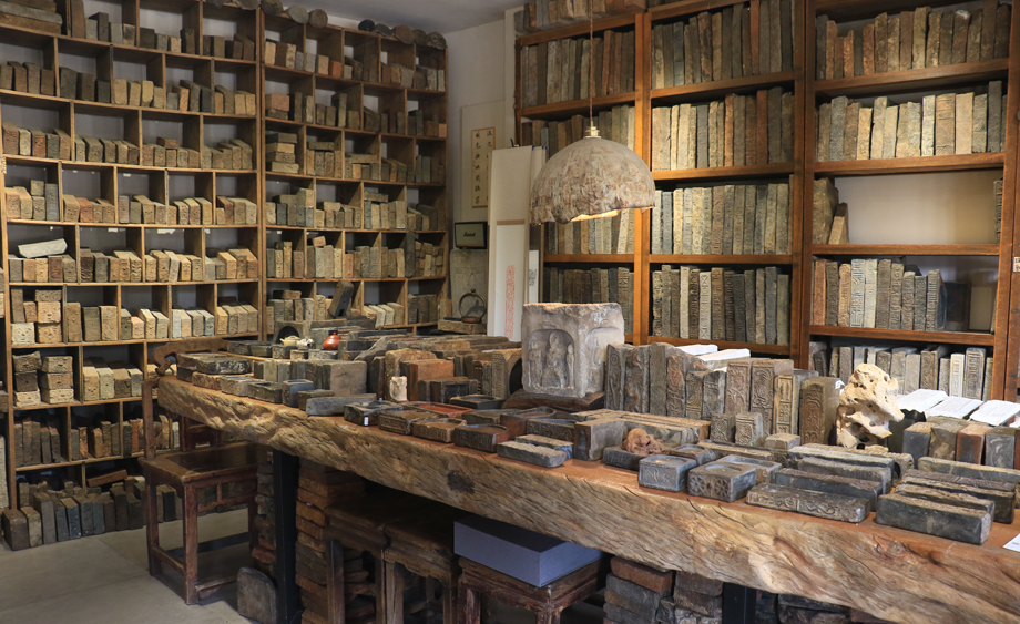 浙江杭州：一方天地藏三千古砖