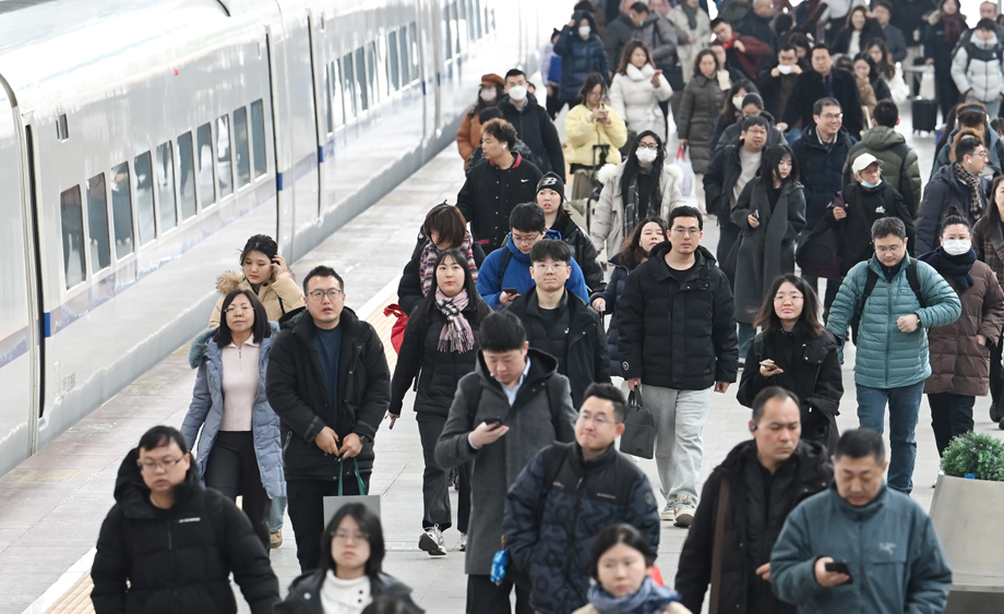 2026年中國春運(yùn)將啟 全社會(huì)跨區(qū)域人員流動(dòng)量預(yù)計(jì)將達(dá)95億人次