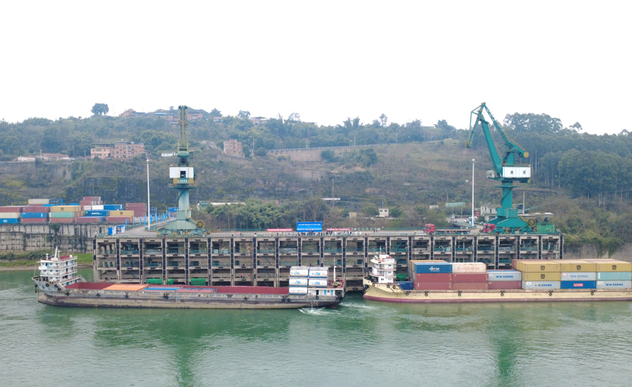 全國首個江海聯(lián)運進(jìn)口再生鋁原料檢驗監(jiān)管模式優(yōu)化試點在重慶落地