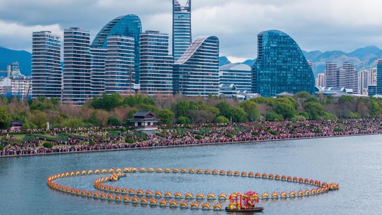 浙江丽水祥龙闹元宵 全民共享节庆氛围