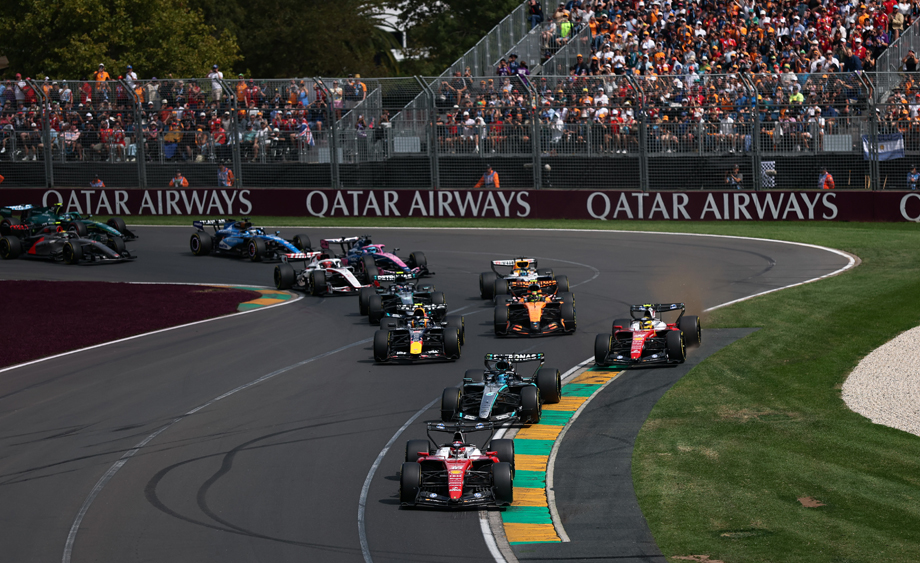 世界一级方程式赛车锦标赛澳大利亚大奖赛举行