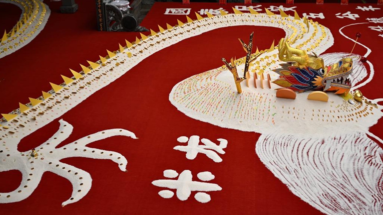  巨型“米龙”现身福州