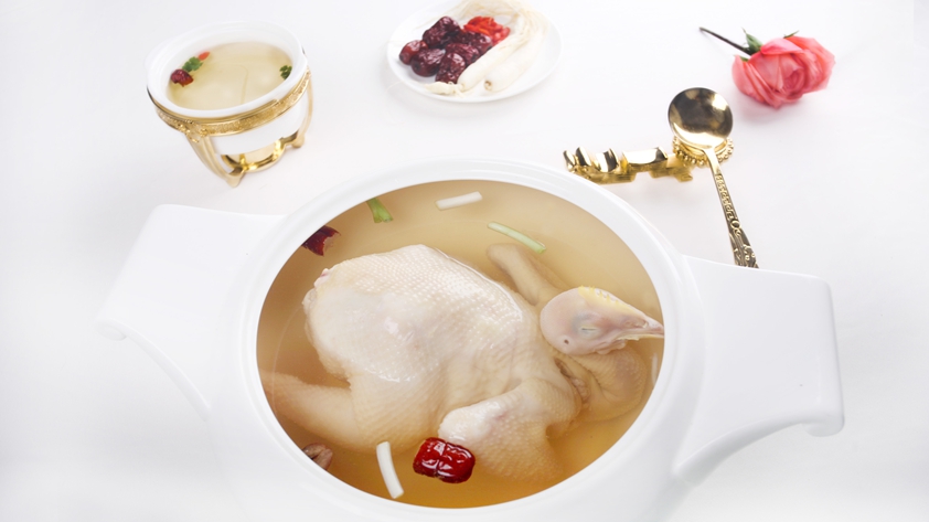 雞煲帶火祛濕養生，體內濕氣到底是啥？