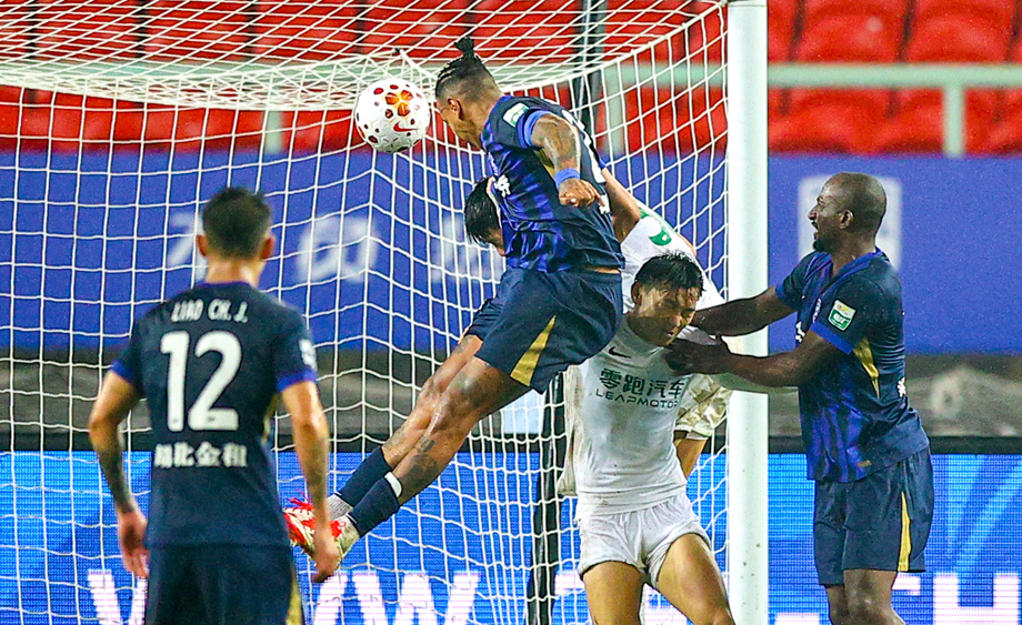 中超聯(lián)賽：武漢三鎮(zhèn)隊戰(zhàn)勝浙江俱樂部綠城隊