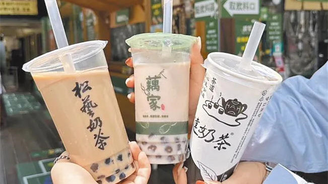 开封2小时，细菌数量暴涨！很多人天天在喝，有人甚至进急诊……
