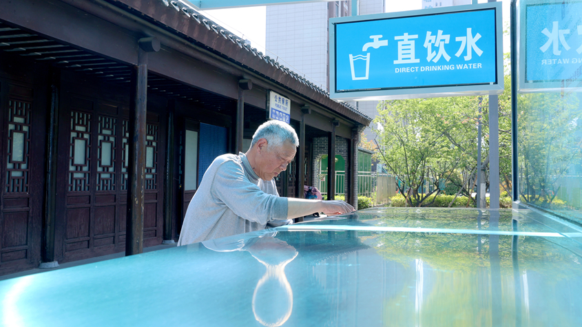 秋季补水≠猛灌水 这几种“喝水法”正在悄悄伤身体