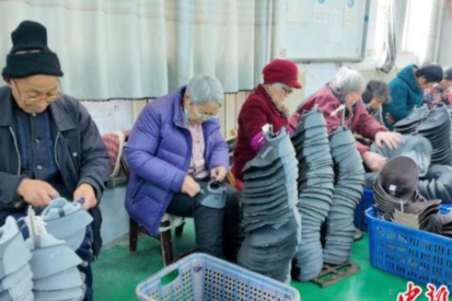 С��Ь���ҵ ������ʦ��Ь���������г�