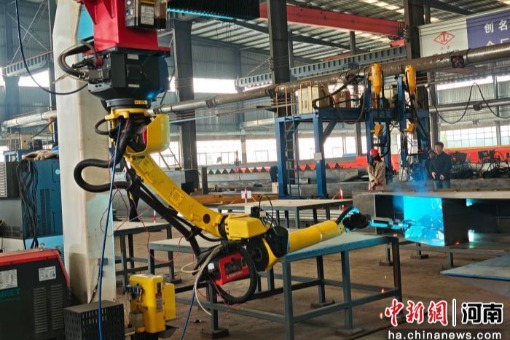 ���Ǹ��� ���������������Ƴ�ԫ���ز�ҵ�ܼ�Ծ��