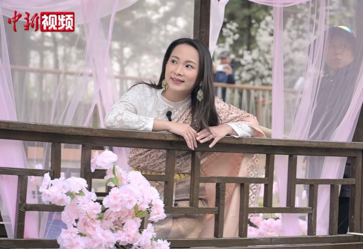 Experiencing spring in Beijing's Chaoyang: A Thai girl's time-travel dream