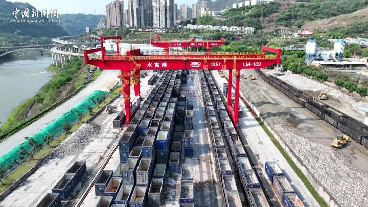 云南水富港：从三十万吨到千万吨的跃升之路