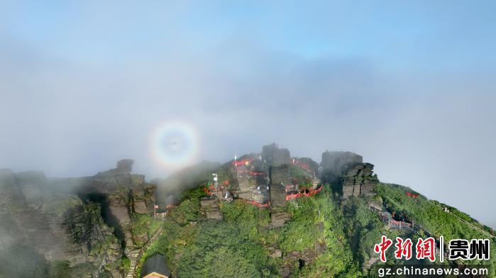图为梵净山佛光奇观。