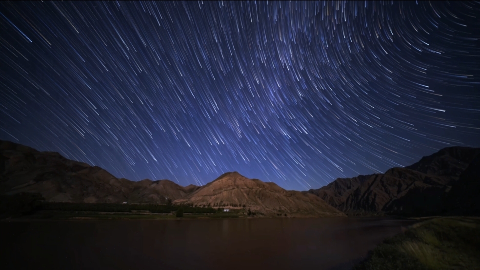 宁夏中卫：夜幕降临 星河入梦